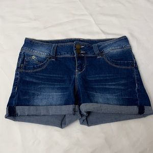 Jean shorts with 4 pockets